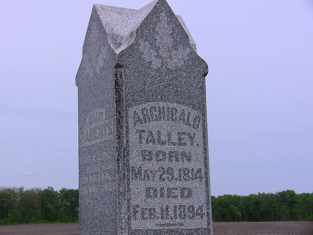 Monument Photo